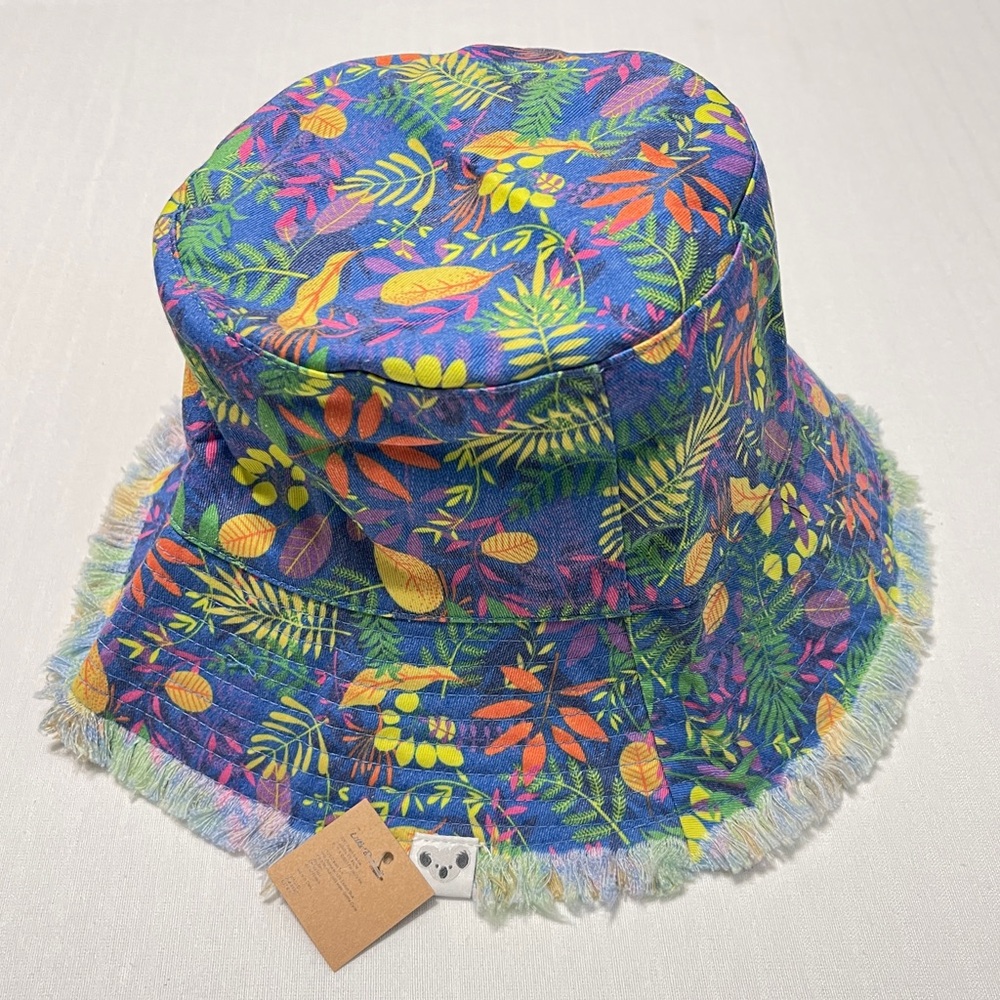 Little Brownie Reversible Tropical Cookies Climb With Courage Bucket Hat NWT - Picture 2 of 7